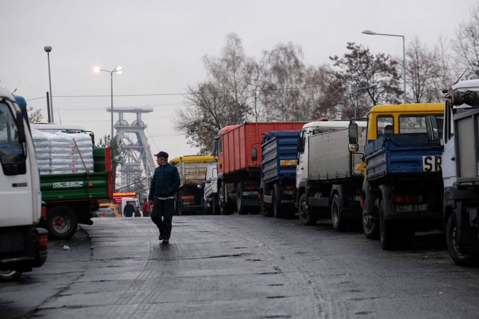 Gminy zwracają uwagę na logistyczne problemy z dystrybucją węgla