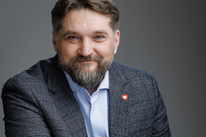 Kandydat na prezydenta Gdyni zarzuca Wojciechowi Szczurkowi kampanię za publiczne środki