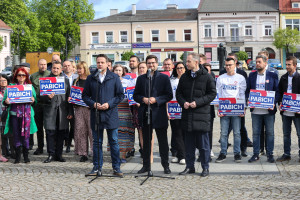 Michała Pabicha popierają wszystkie ugrupowania współtworzące rząd - powiedział Rafał Trzaskowski (fot. PAP/Marian Zubrzycki)