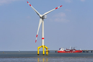 Zmiana przepisów ma przede wszystkim zachęcać do budowania morskich farm wiatrowych (fot. Pixabay)