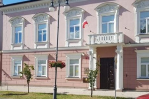 Prokuratura Radom postawiła zarzuty dwóm osobom, zamieszanym w przywłaszczenie pieniędzy podopiecznego DPS (fot. gov.pl)