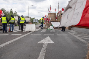 Protest rolników w pobliżu przejścia granicznego w Dorohusku, 19 kwietnia br. - zdj. ilustracyjne (fot. Wojtek Jargiło)