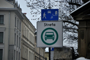 Strefy wolne od samochodów spalinowych przyszłością miast - czy to realne? (fot. krakow.pl/Marek Anioł)