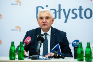 Prezydent Białegostoku Tadeusz Truskolaski chce zatrzymać młodych w mieście (fot. PAP/Michał Zieliński)