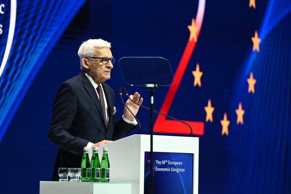 Prof. Jerzy Buzek na XVI Europejskim Kongresie Gospodarczym (fot. PTWP)