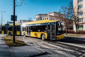 W Bytomiu spłonęło 10 autobusów (fot. metropoliaztm.pl)