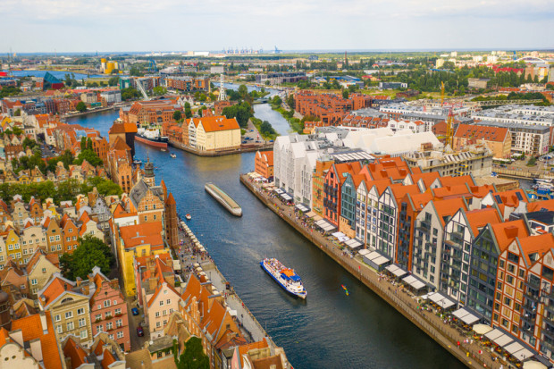 Nowy zarząd Portu Gdańsk obiecuje dialog z mieszkańcami ws. emisji pyłu węglowego (fot. photovideoworld/Shutterstock.com)