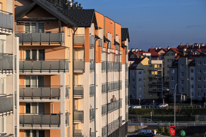 Zdaniem ekspertów prawa właścicieli mieszkań nie są dziś należycie chronione (fot. PAP/Darek Delmanowicz - zdj. ilustracyjne)