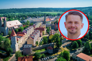 Lwówek Śląski belediye başkanı Dawid Kobiałka, Polonya'da ulaşım araçlarına en düşük vergiyi uygulamaya koyduk diyor (fotoğraf: Lwówek Śląski Belediyesi ve Şehri)