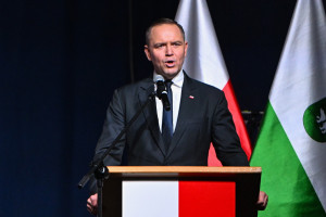 Karol Nawrocki intende introdurre un aumento minimo delle prestazioni pensionistiche